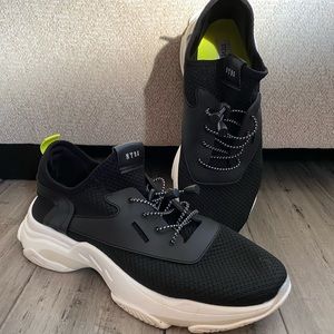 Mens Steve Madden NY90 sneakers